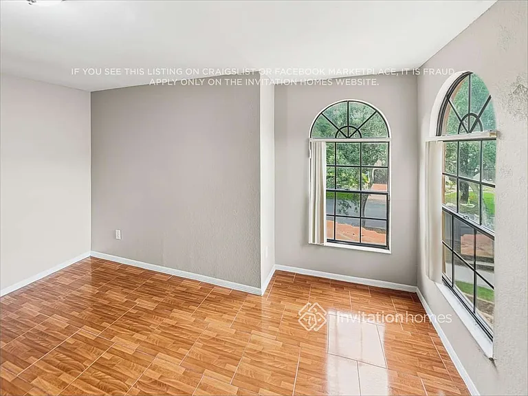 11585 Gorham Dr — Photo 17