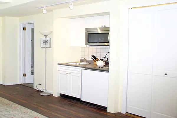 Sold by Steven Corcoran Real Estate | media 11