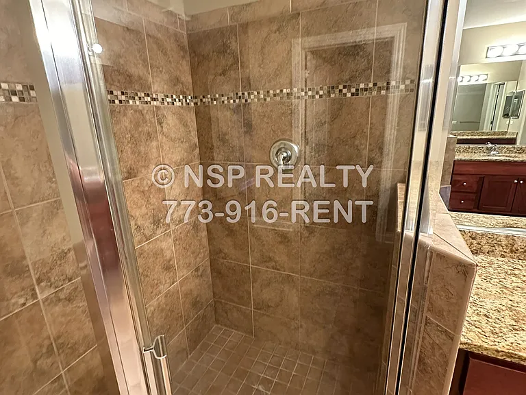 2-420 Itasca Pl #322 — Photo 7