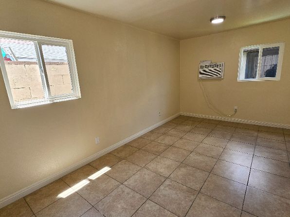 13457 1/2 Filmore St #13457-1/2