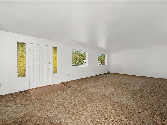 4th image of 5401 Fern Loop