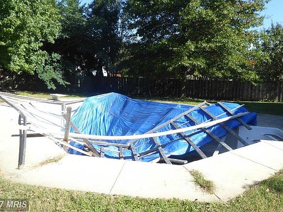 3rd image of 11302 Homestead Dr