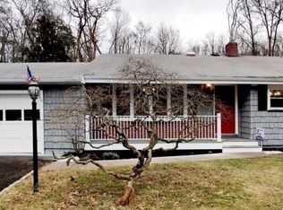 40 Briar Cir, Green Brook, NJ 08812
