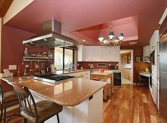Gormet Chef Kitchen