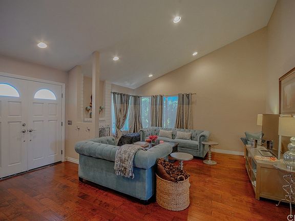 4th image of 1494 Marjorie Ave