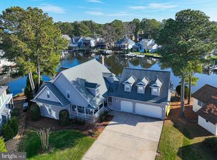 17 Beach Ct, Ocean Pines, MD 21811