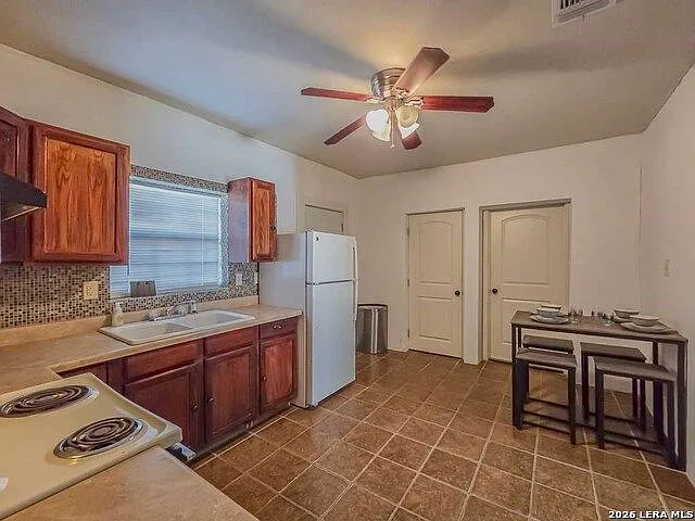 432 Washington St — Photo 10