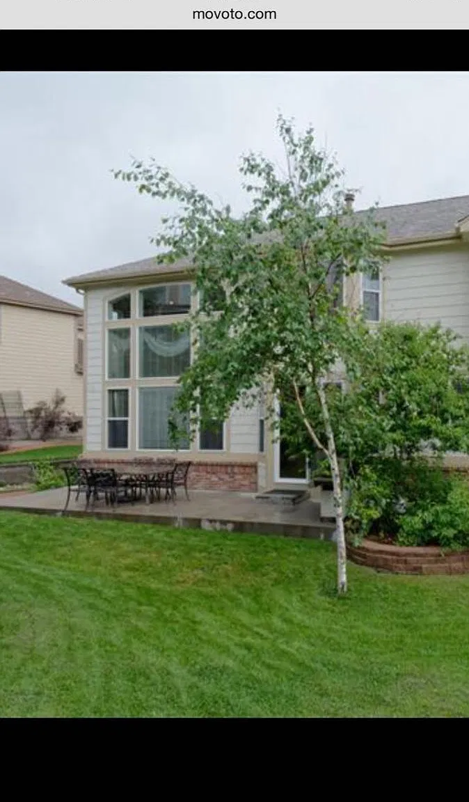 4 bed, 4914 sqft, $3,500 — Photo 4
