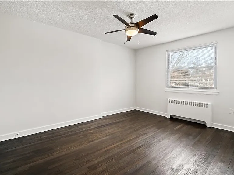 Haddon Hills Apartments — Photo 40