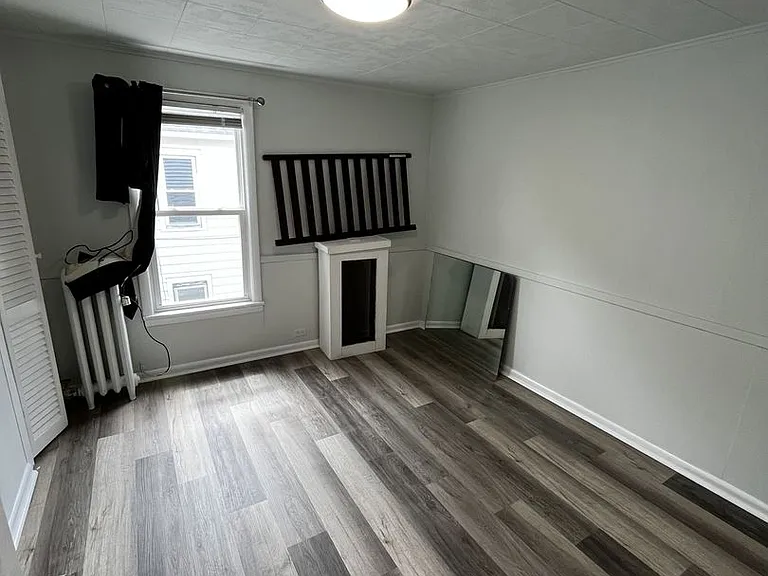 189 Saint Charles St — Photo 9