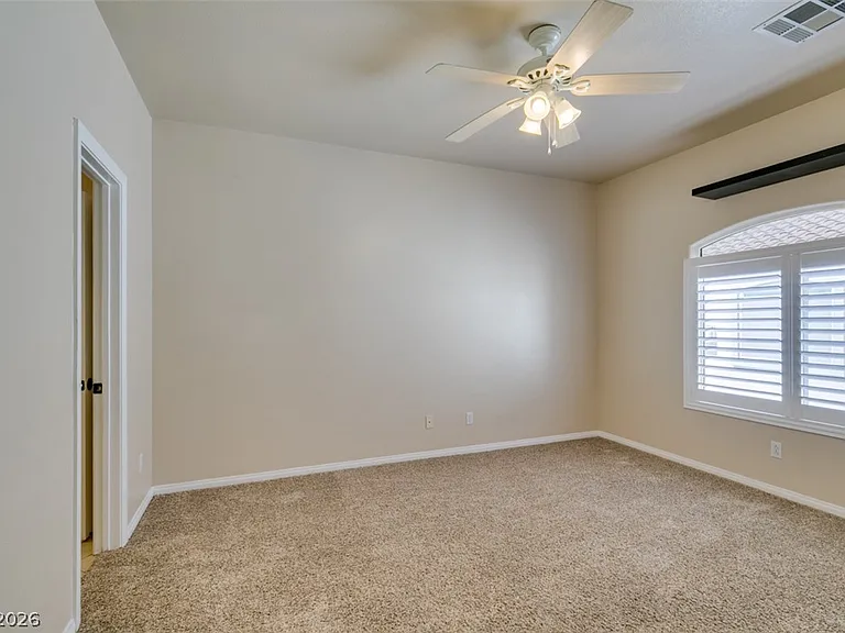 2598 Mizzoni Cir — Photo 27