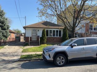 15114 10th Ave, Whitestone, NY 11357