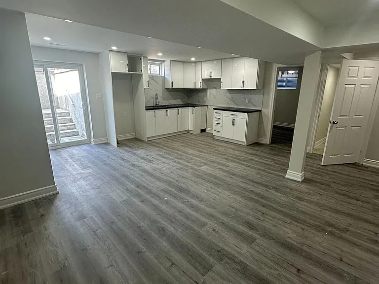 1904 Cheesewright Ct — Photo 3