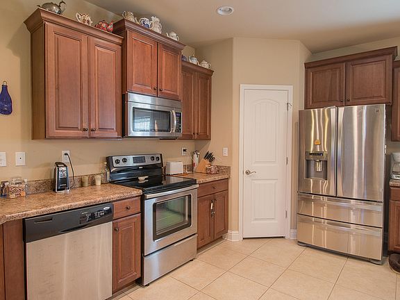 5th image of 12021 Sugar Maple Dr