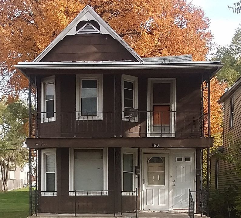 1st image of 160 N Entrance Ave