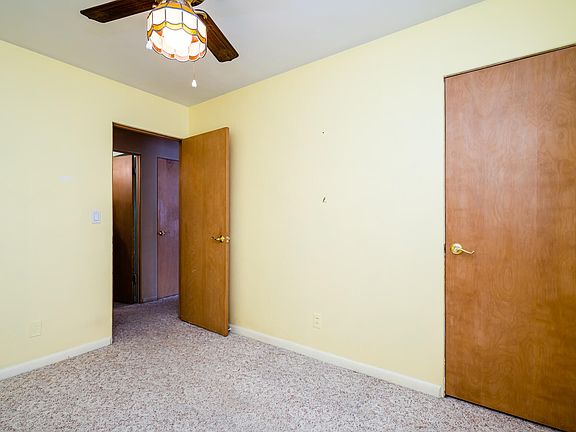 4th image of 2675 Paulmar Ave