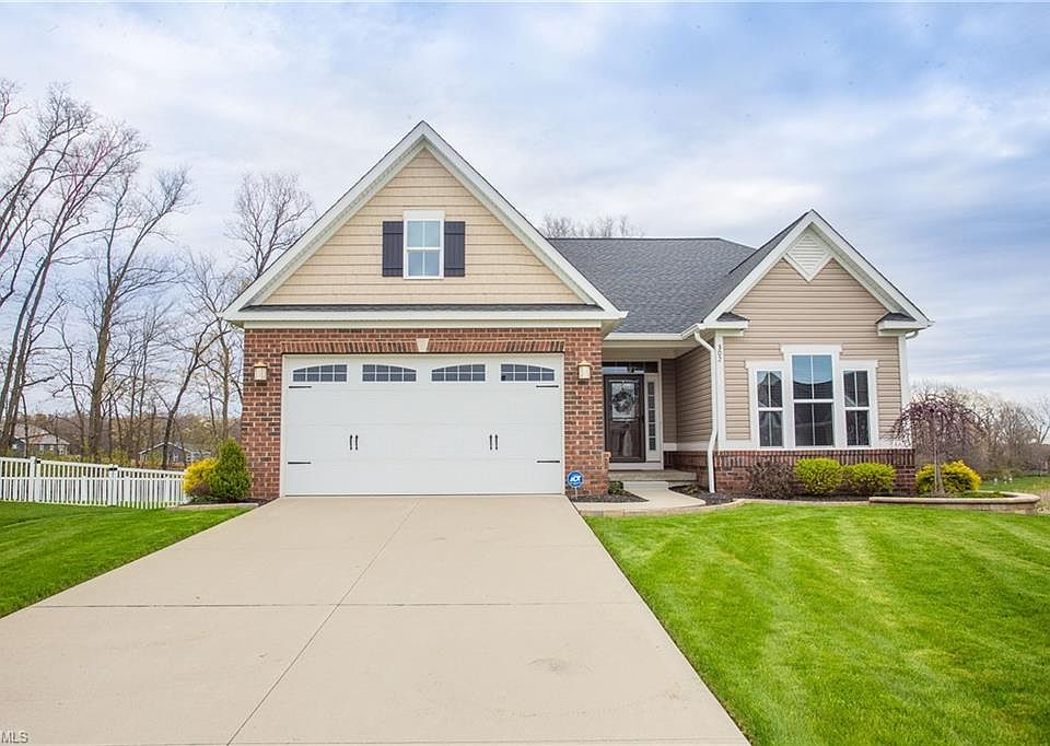 1st image of 302 Langley Ln