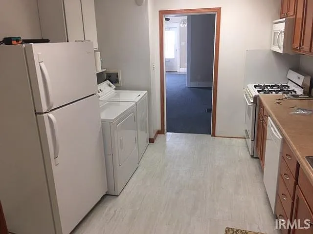 3 bed, 1.5 bath, 1250 sqft, $1,195 — Photo 4