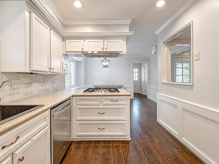 20610 Laurel Lock Dr — Photo 12