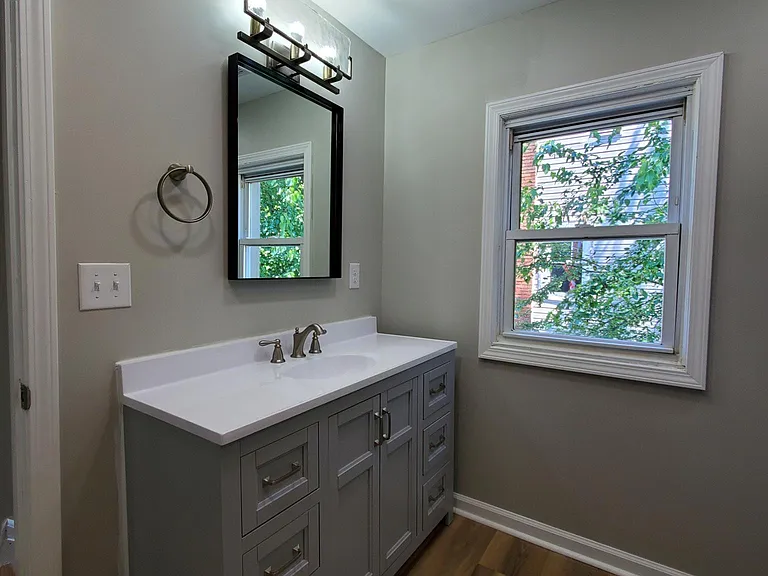 952 Lilley Ave — Photo 10