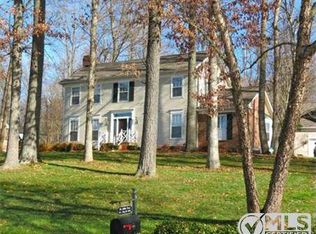 833 River Run Rd, Clarksville, TN 37043