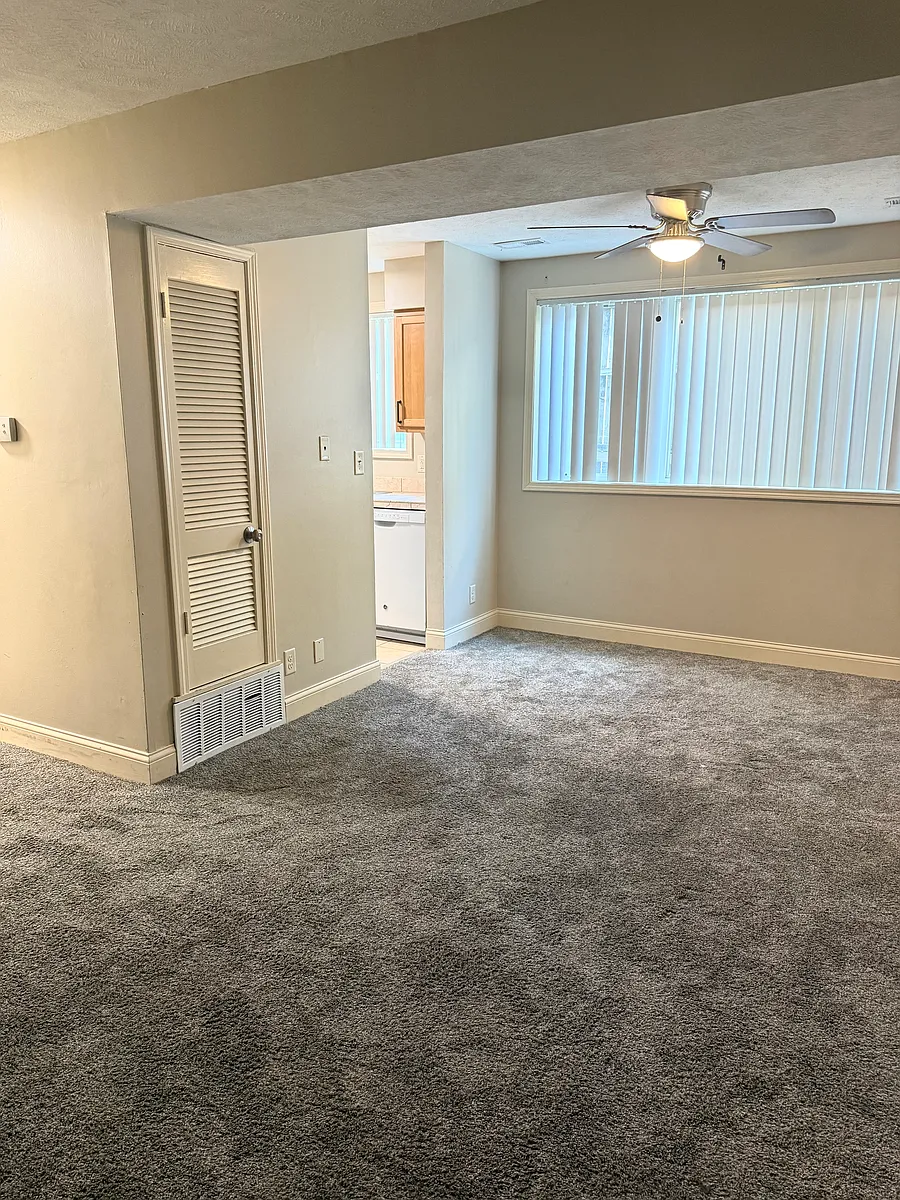 Building Photo - 1531 D St #3