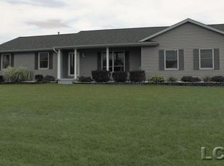 3588 Sapphire Dr, Adrian, MI