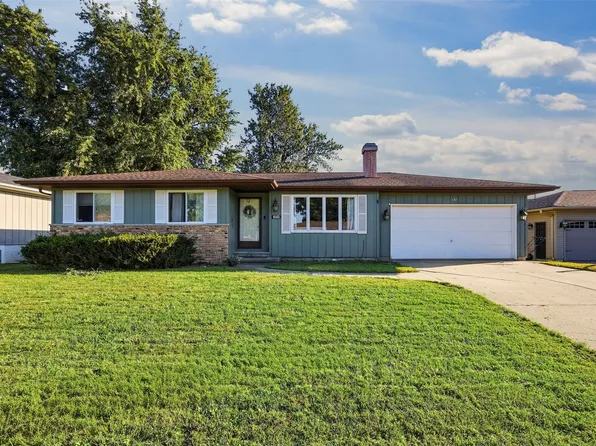 1885 28th Ave, Marion, IA 52302