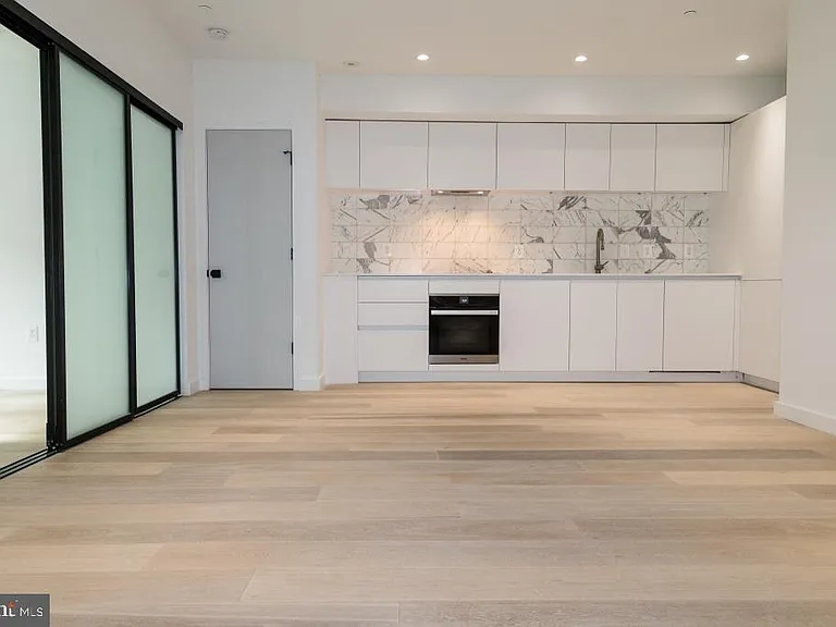 1443 Euclid St NW #1 — Photo 3