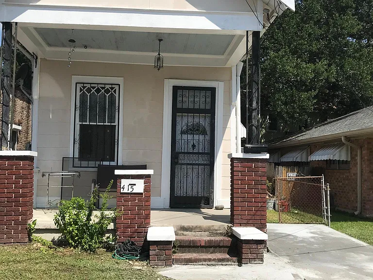 415 S Scott St — Photo 1