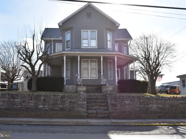 641 Lincoln Way E, Mc Connellsburg, PA 17233