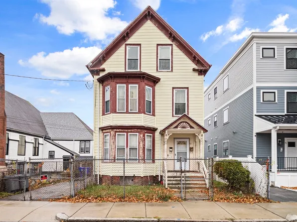 73 Stanton St, Dorchester, MA 02124