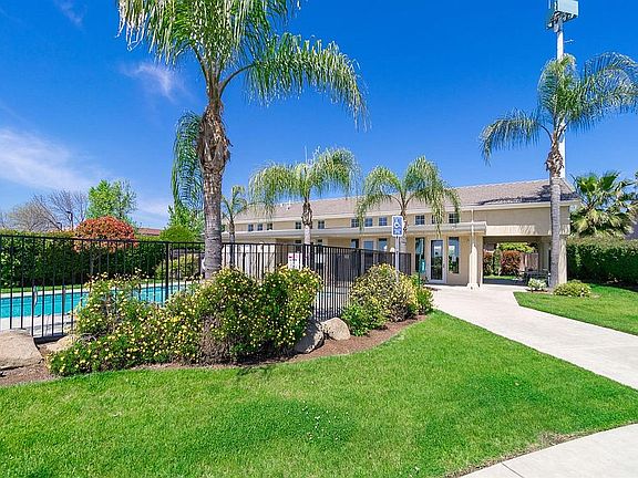4th image of 7747 N Ashton Way