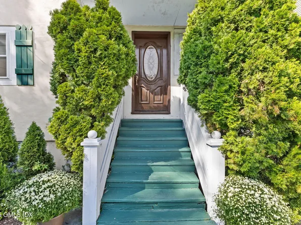 75 Ritch Ave #A, Greenwich, CT 06830