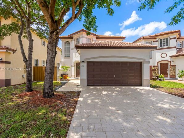 11319 NW 43rd Ter