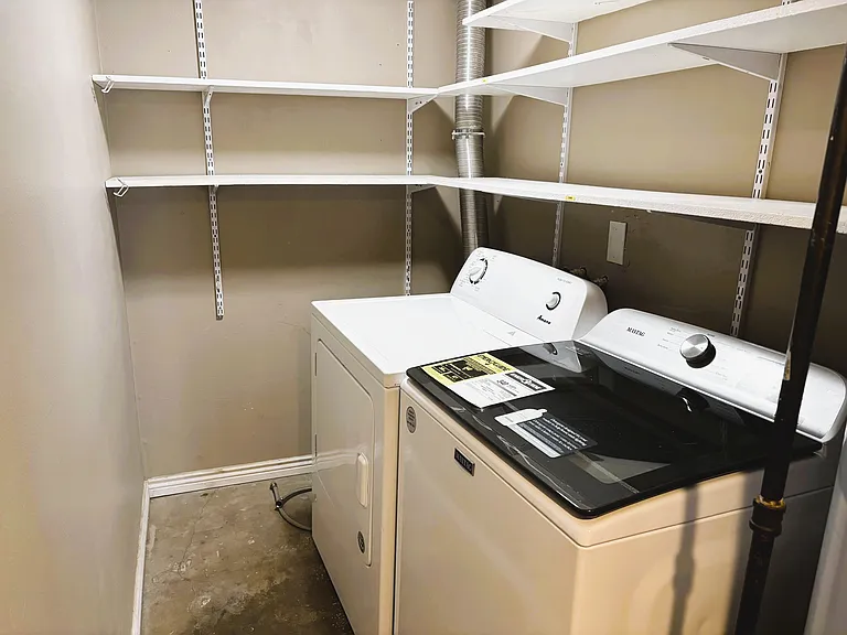 3300 Madison Ave #3 — Photo 14