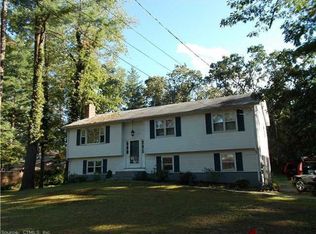 7 Bell Acre Rd, Enfield, CT 06082