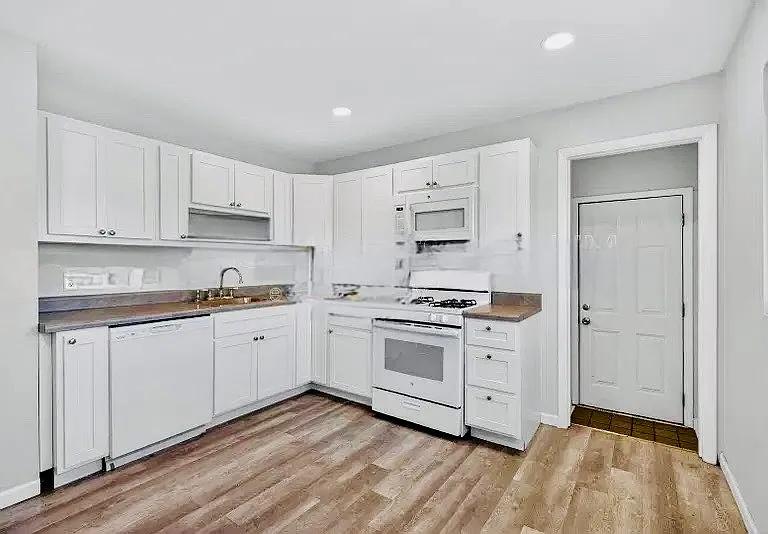 1530 Aspen Dr — Photo 8