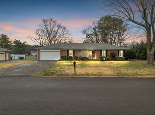 452 Campfire Dr, Murfreesboro, TN 37129