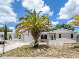 9739 Richwood Ln, Pt Richey, FL 34668