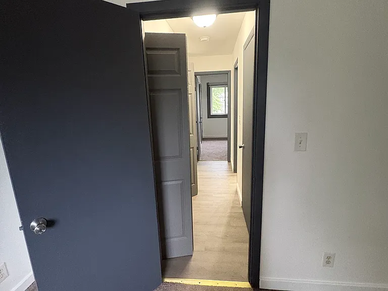 4404 Lori Dr — Photo 5