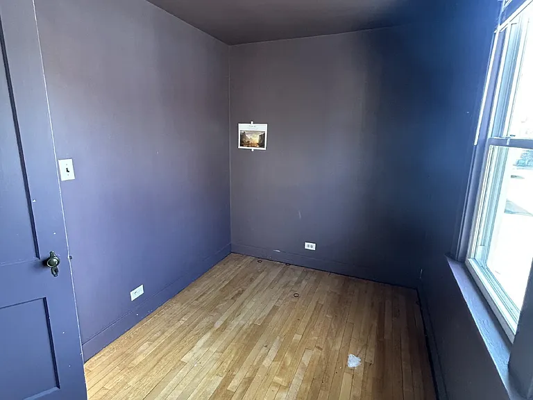 107 Elizabeth St #4 — Photo 9