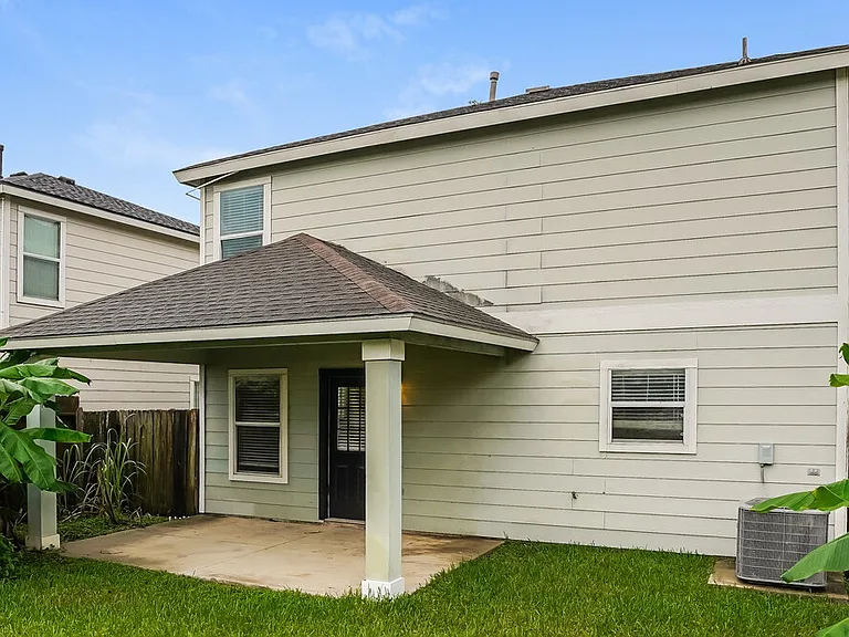 9526 Yearling Branch Dr — Photo 17