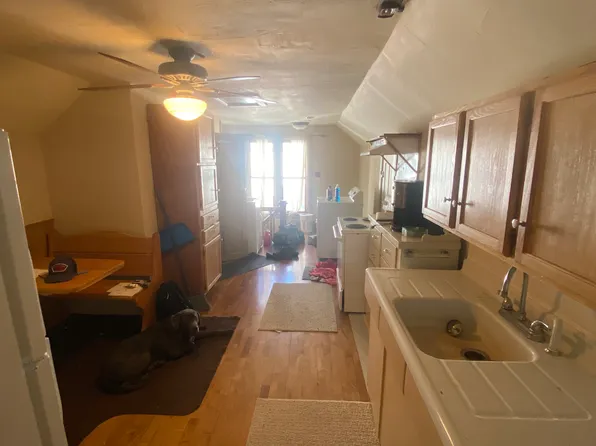 108 W 6th St Suite B, Kaukauna, WI 54130