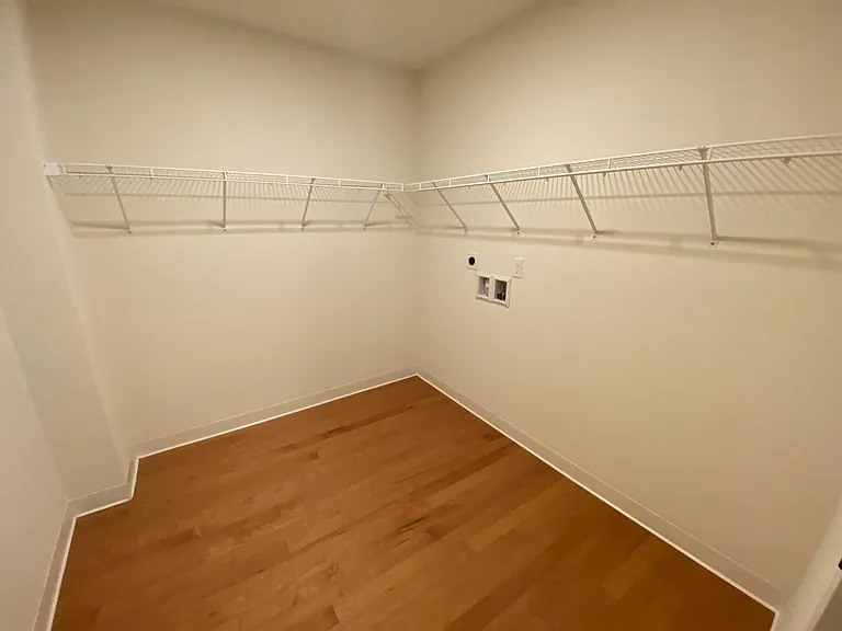 Lincoln Lofts — Photo 35