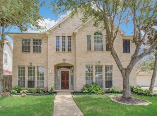 12011 Snowbird Ct, Stafford, TX 77477