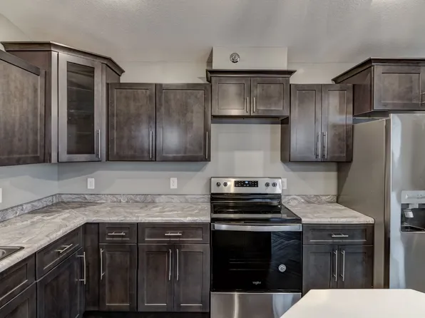 1000 N Hillcrest Pkwy APT 202, Altoona, WI 54720