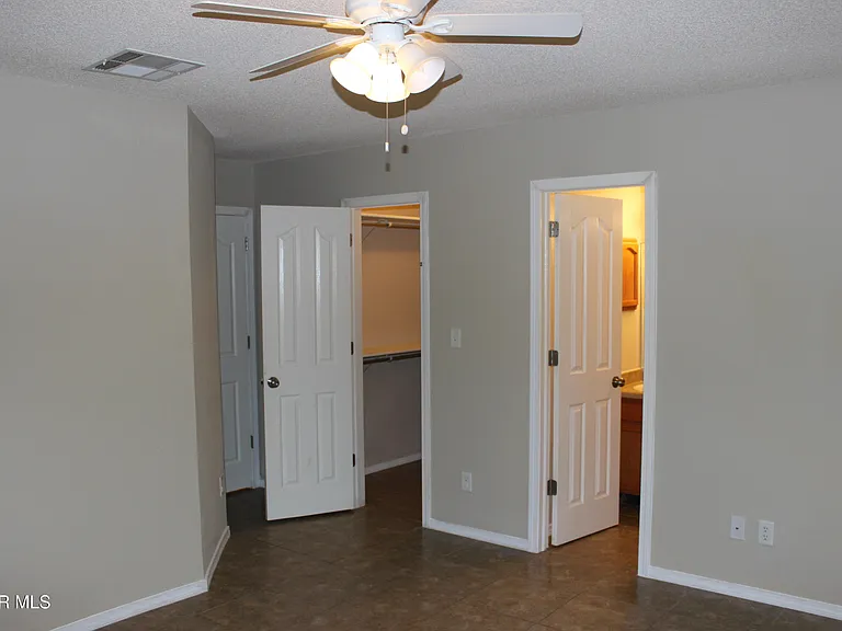 13978 Vaquero Rock Dr — Photo 25