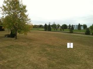 2828 30th St S, Moorhead, MN 56560