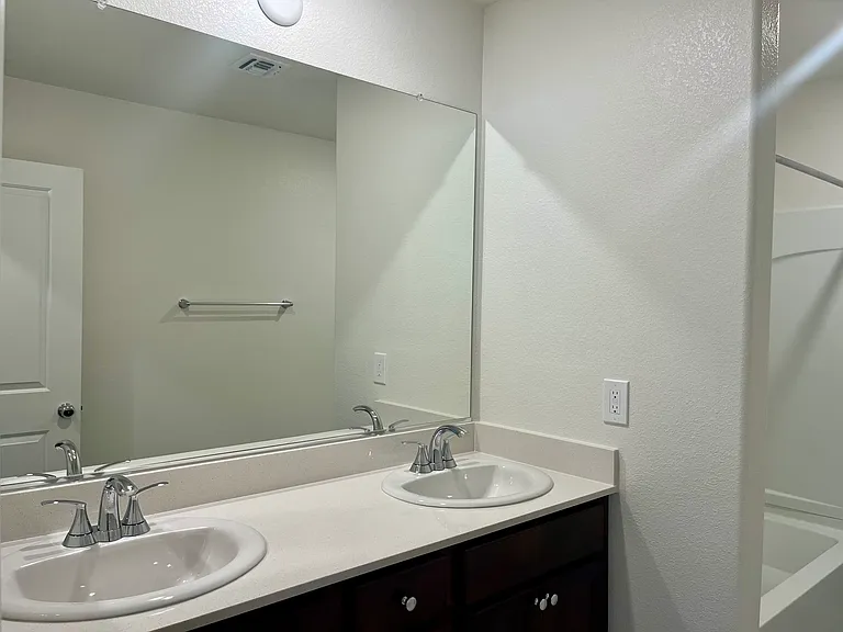 6947 Wildhorse Creek St — Photo 30